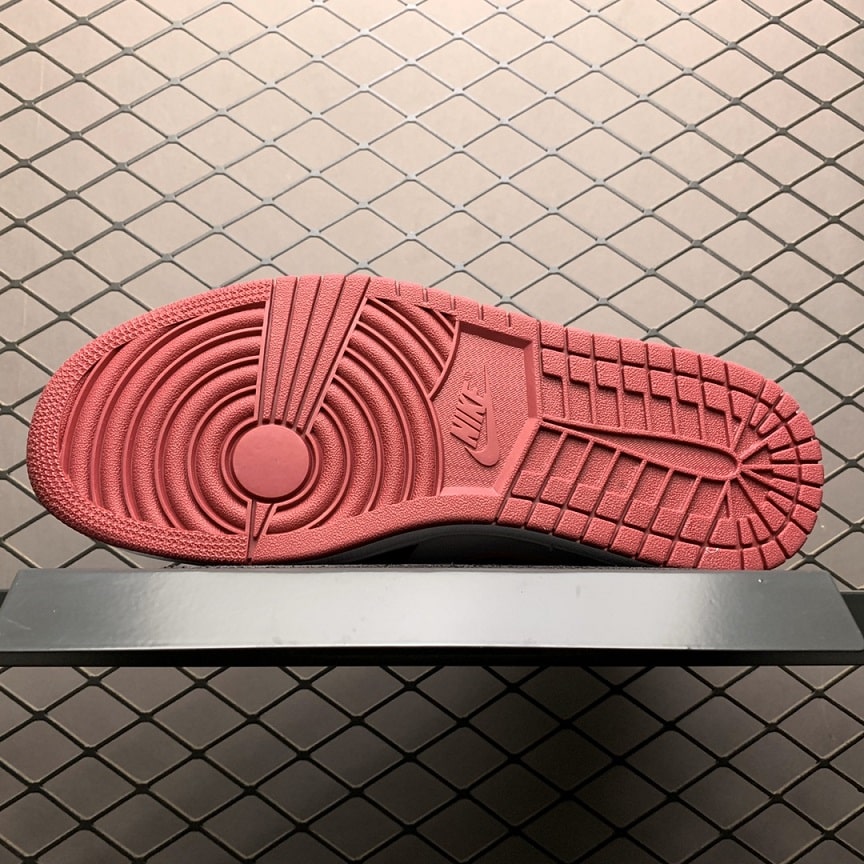 Air Jordan 1 MID Bred Toe (6)