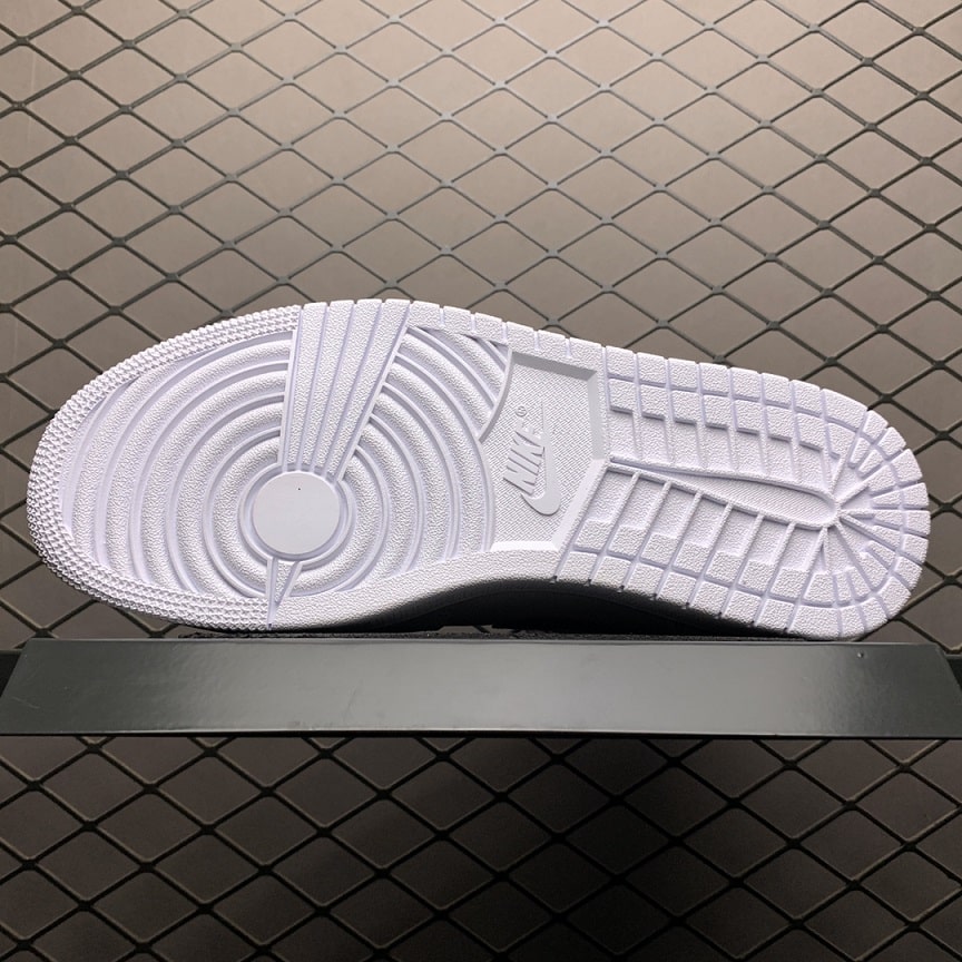 Air Jordan 1 MID White Orange Blue (4)