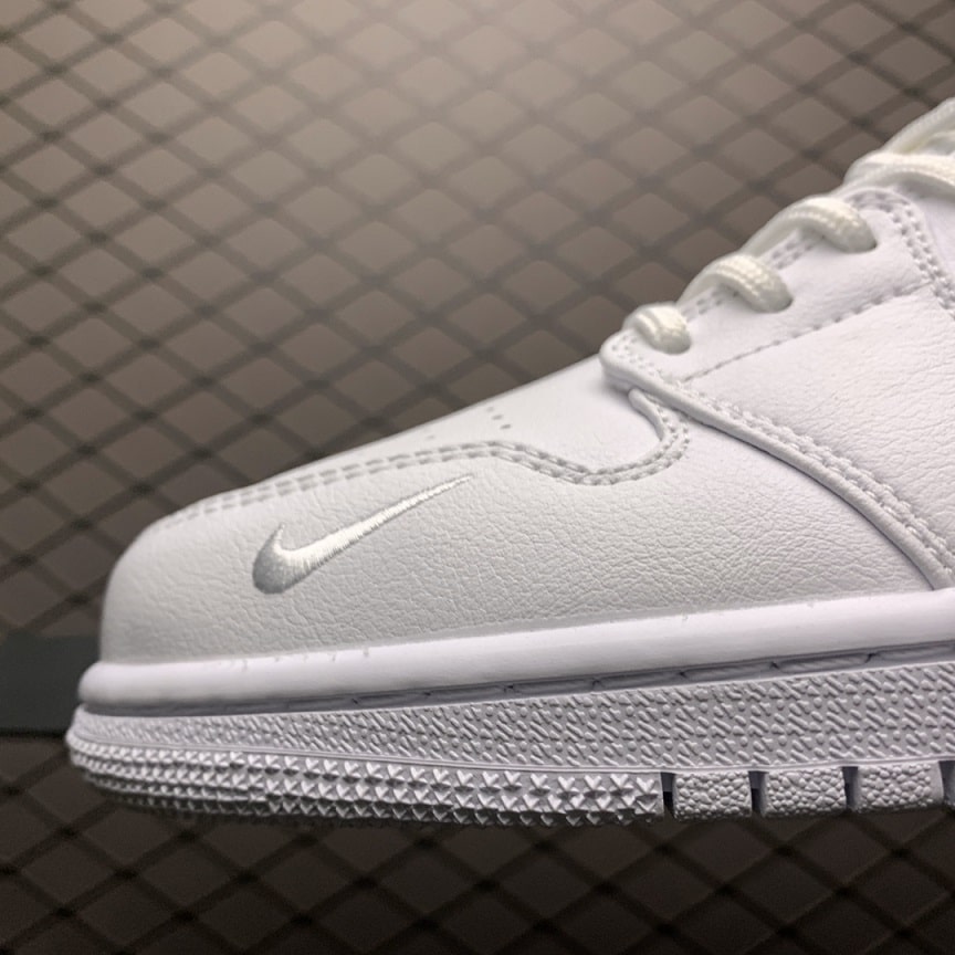 Air Jordan 1 Mid SE Nike Swoosh On Tour (4)