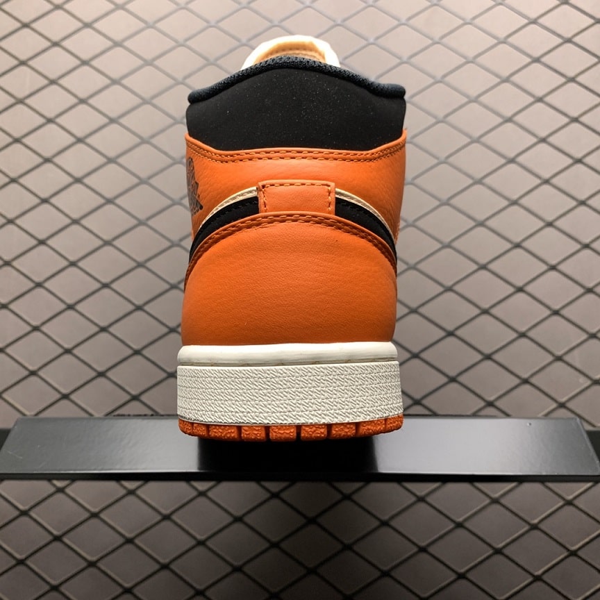 Air Jordan 1 MID Team Orange Black (4)