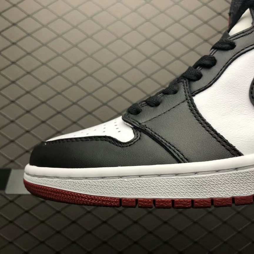 Air Jordan 1 Retro High OG Noir Blanc (3)