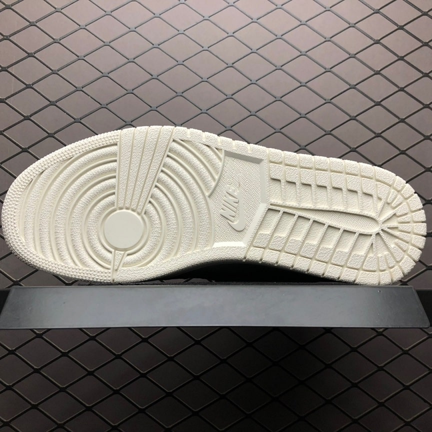 Air Jordan 1 Retro High ”Phantom” (4)