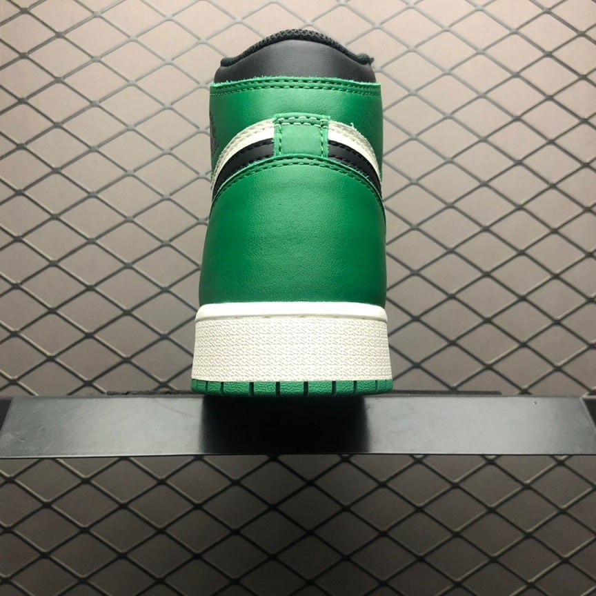 Air Jordan 1 Retro High Pine Green (5)