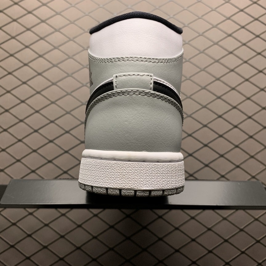 Air Jordan 1 MID Light Smoke Grey (5)