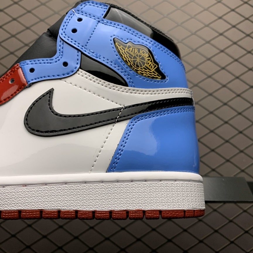 Air Jordan 1 Retro High OG Fearless (2)