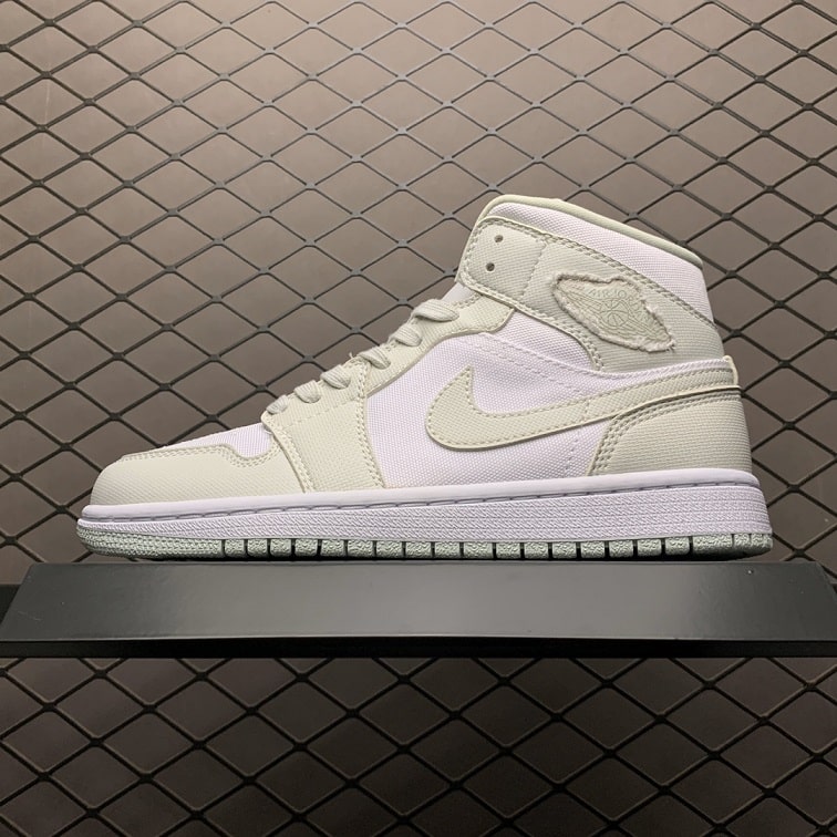 Air Jordan 1 Mid Spruce Aura 01 (1)