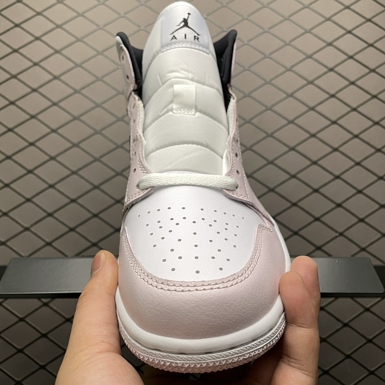 Air Jordan 1 MID White Pink Black (5)
