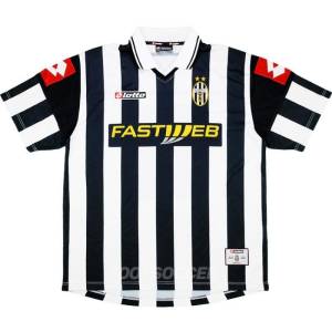 Maillot Retro Vintage Juventus Domicile 2001-02 (01)