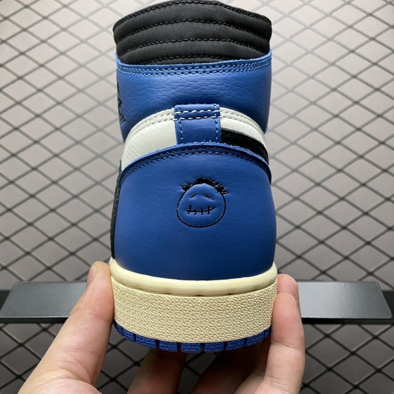 Retro High OG SP Travis Scott Fragment Military Blue (7)