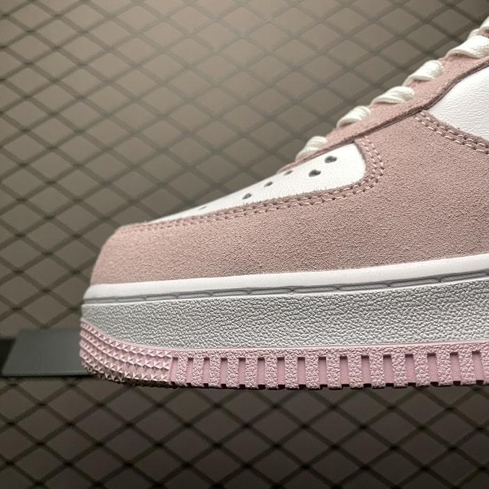 Air Force 1 07 QS Valentine’s Day Love Letter (3)