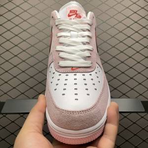 Air Force 1 07 QS Valentine’s Day Love Letter (5)