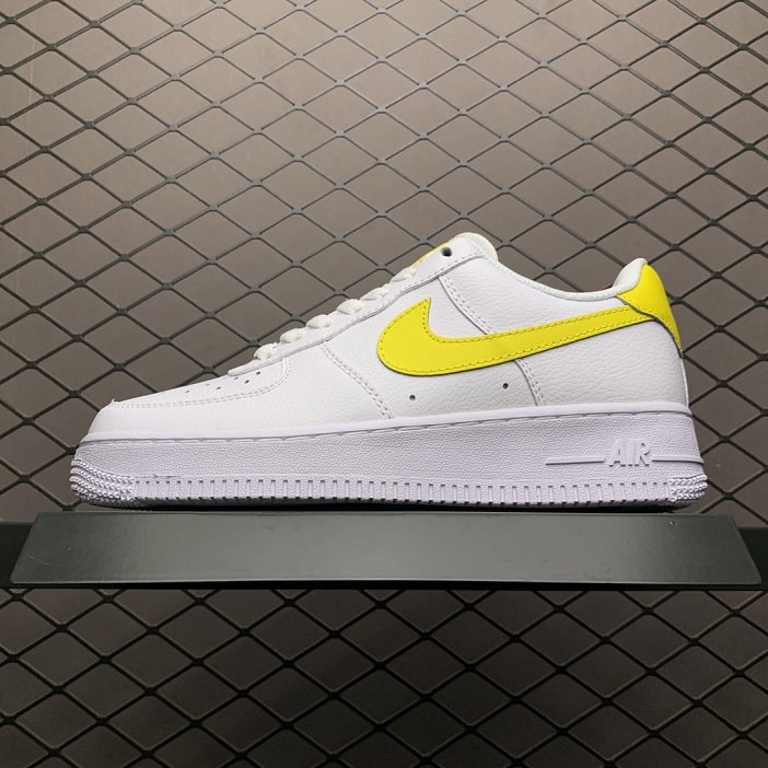 Air Force 1 Low White Yellow (W) (1)