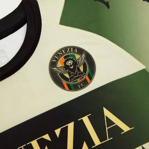 MAILLOT VENEZIA FC EXTERIEUR 2021 2022 (3)