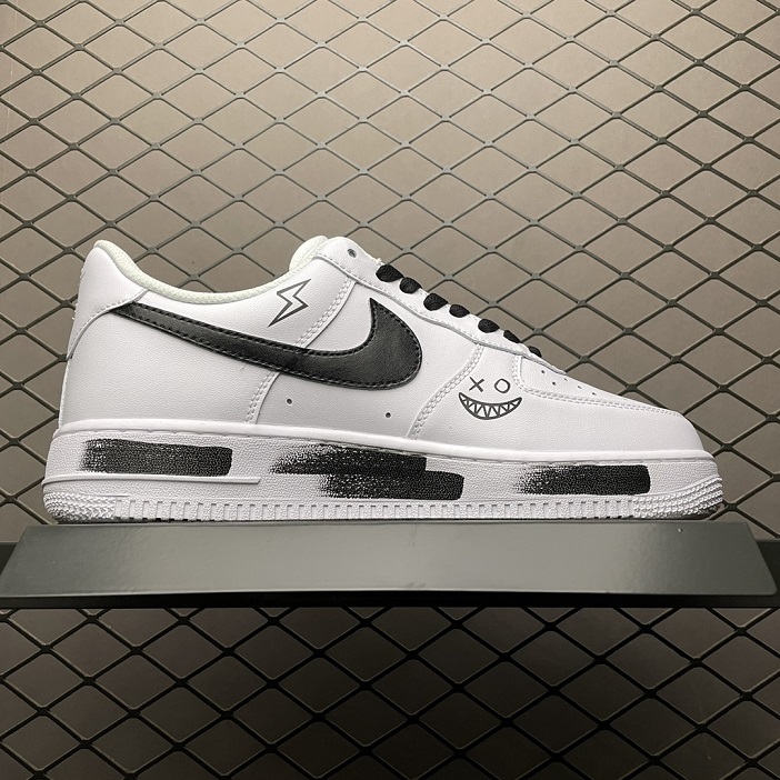 Air Force 1 Low Clover Card (2)