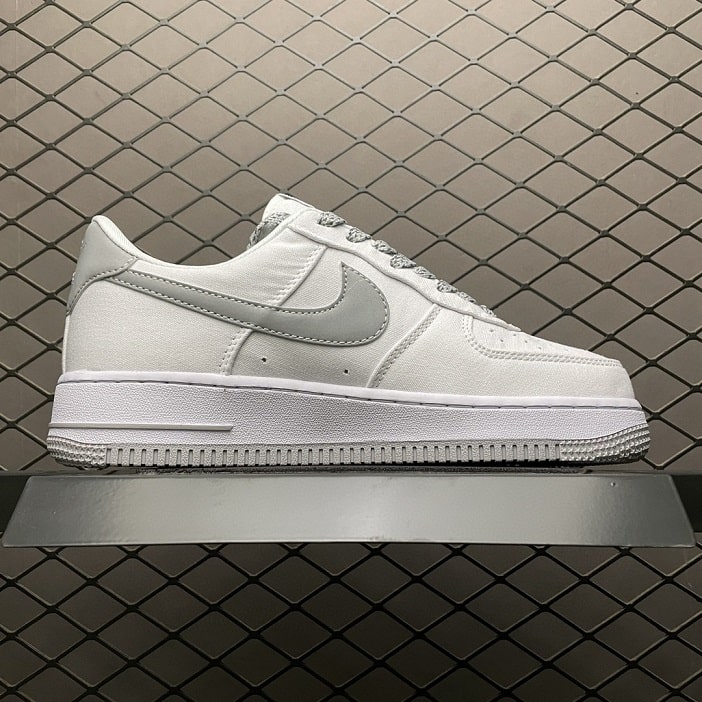Air Force 1 Low White Blue Fury Volt Reflective (3)