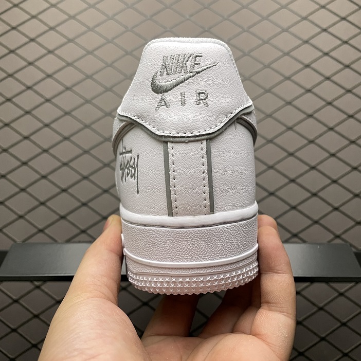 Air Force 1 Low White Reflective (2)