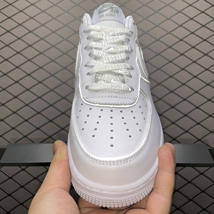 Air Force 1 Low White Reflective (7)