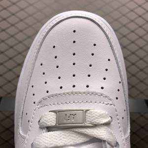 Air Force 1 Low Triple White (2)
