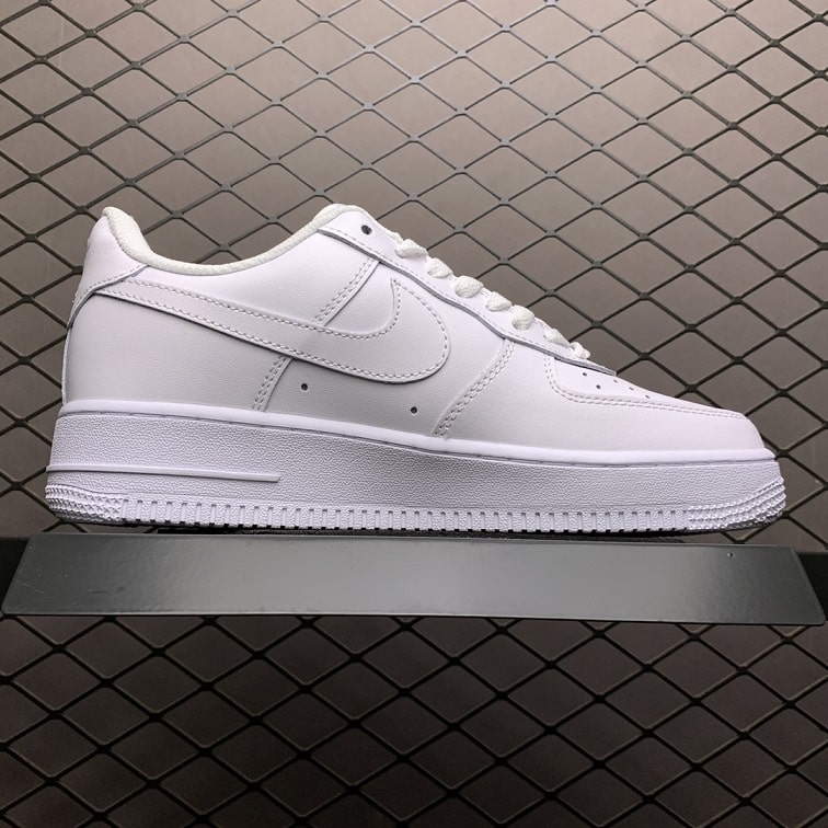 Air Force 1 Low Triple White (4)