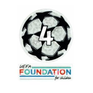 Badge Ligue des Champions 4 et Uefa Foundation (1)