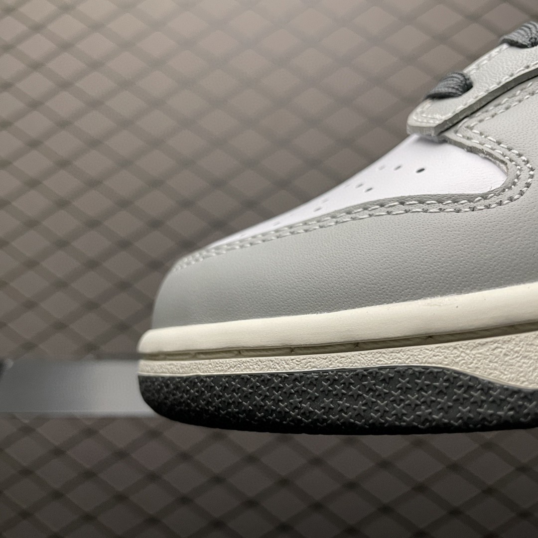 Dunk Low Light Smoke Grey (Women’s) (2)