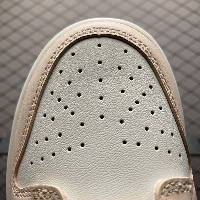 Dunk Low Orange Pearl (Women’s) (2)