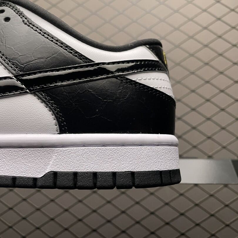 Dunk Low SE World Champs Black White (3)
