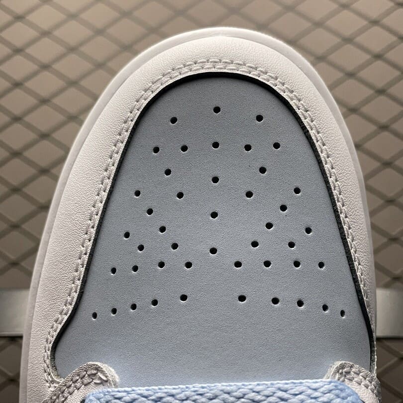 Air Jordan 1 Mid SE Ice Blue (2026)