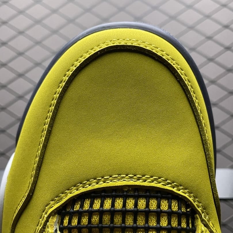 Air Jordan 4 Retro Lightning (2)