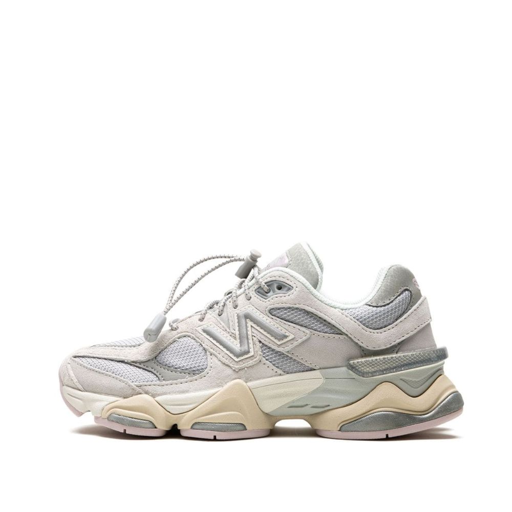 New Balance 9060 Grey Lilac (1)