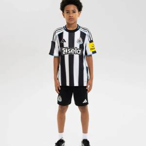 Maillot Enfant Newcastle Domicile 2025 2026 (2)