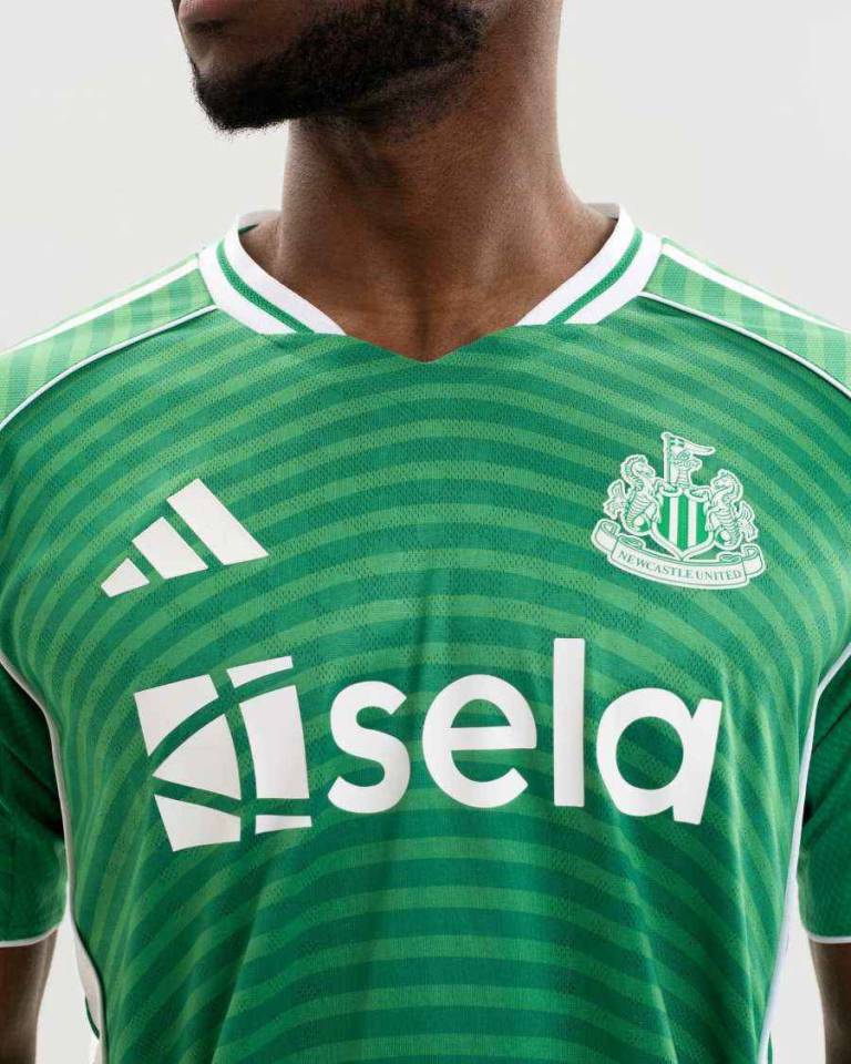 Maillot Match Newcastle Exterieur 2025 2026 (2)
