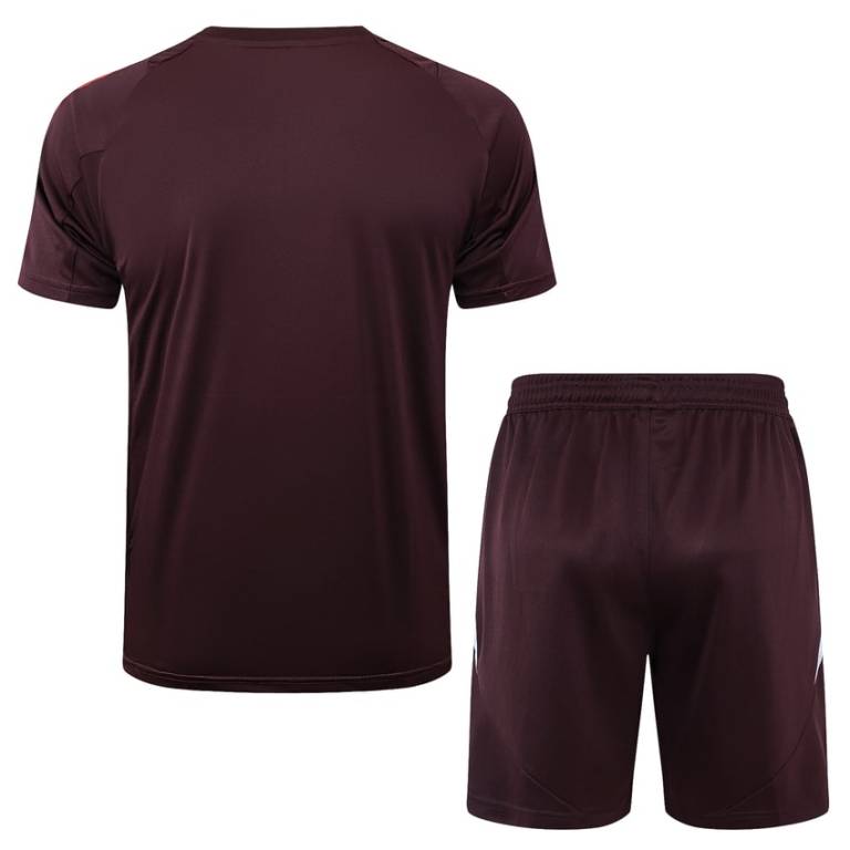 Ensemble-Maillot-Short-Bayern-Munich-2024-2025-Rouge-4.jpg