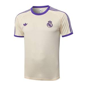 Ensemble-Maillot-Short-Real-Madrid-2025-2026-Beige-Violet-2.jpg