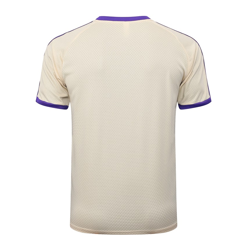 Ensemble-Maillot-Short-Real-Madrid-2025-2026-Beige-Violet-4.jpg