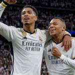 Jude Bellingham et Kylian Mbappé célèbrent un but ensemble sous le maillot du Real Madrid au Santiago Bernabéu